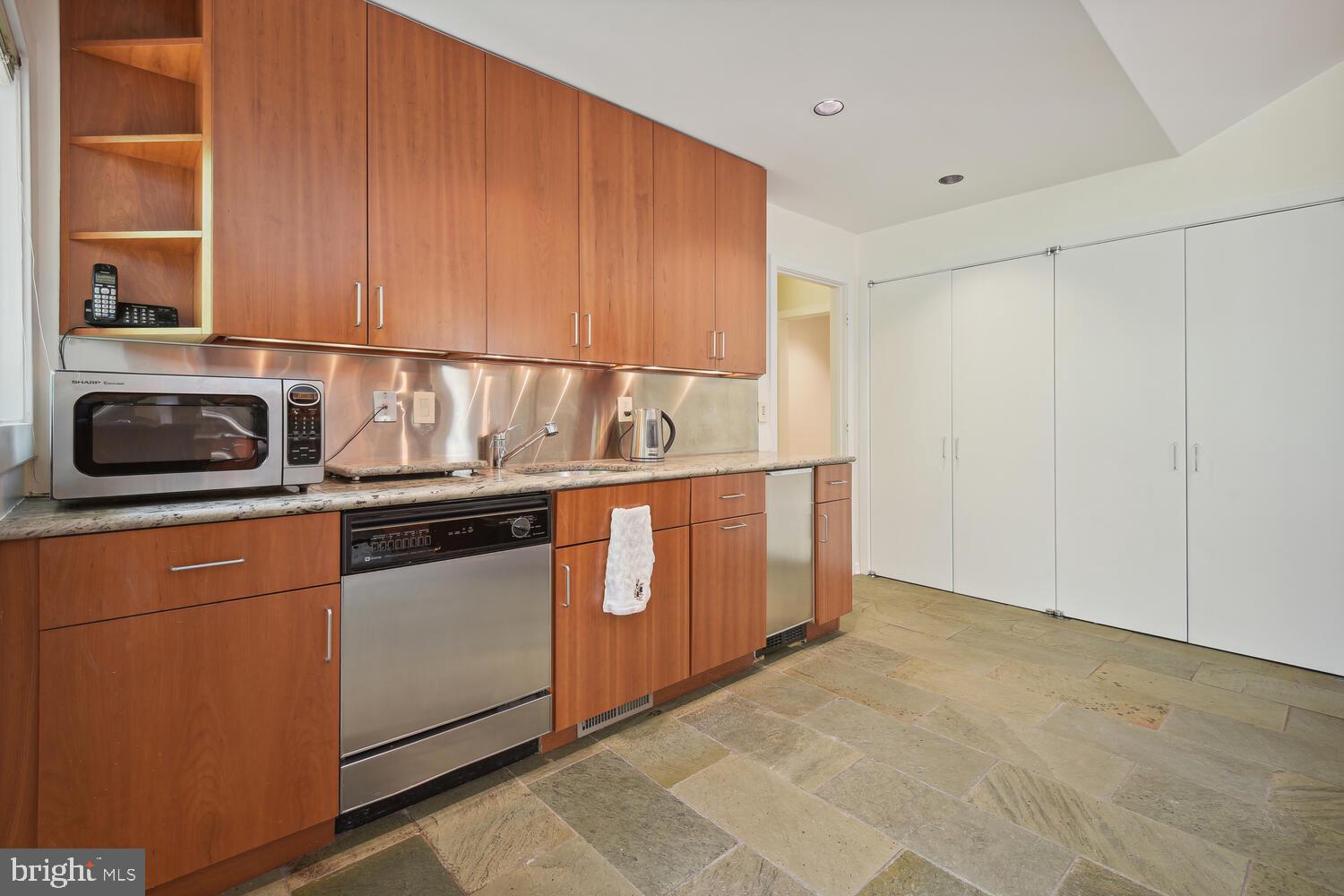 THE PALISADES - Residential