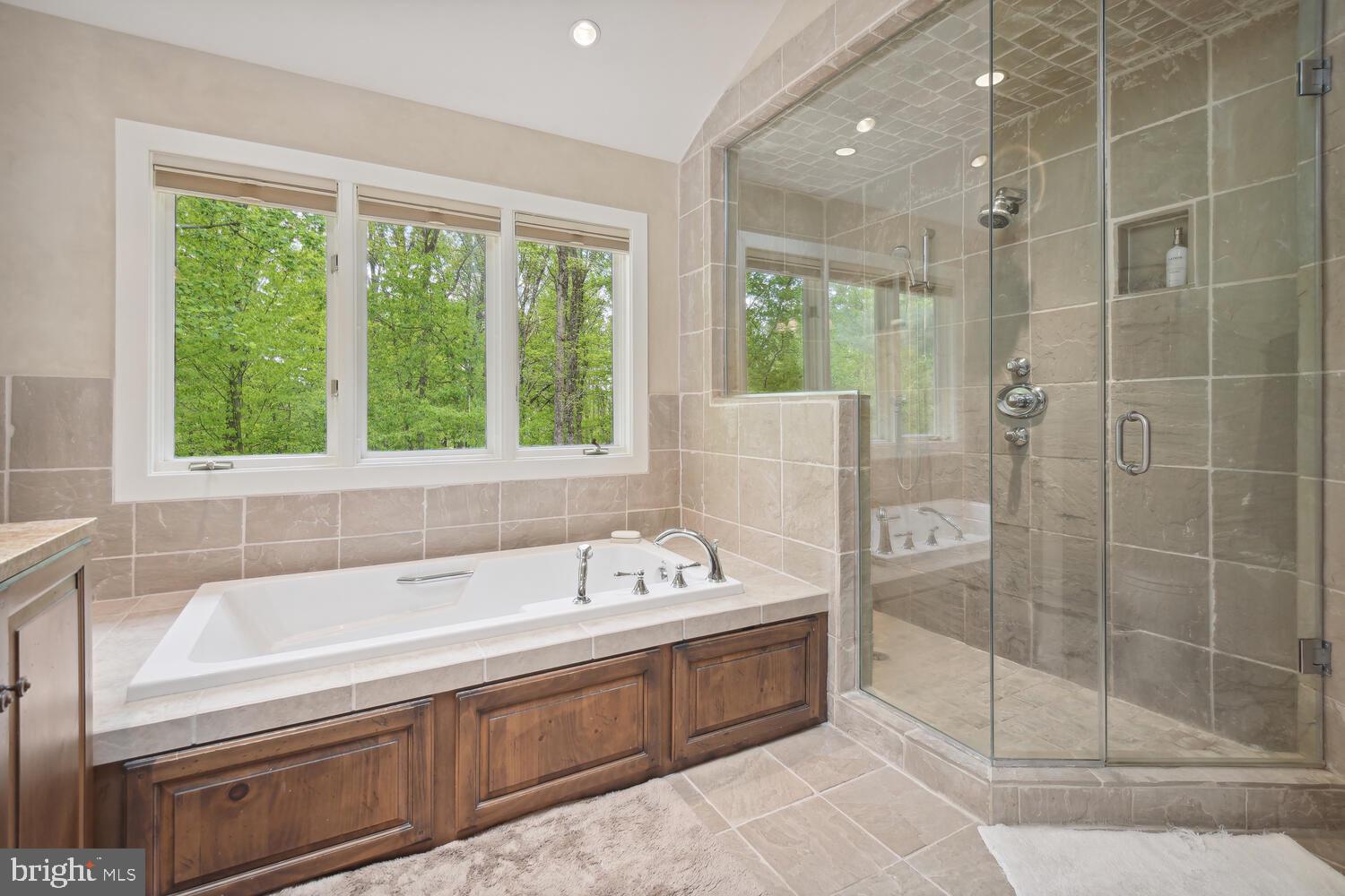 THE PALISADES - Residential