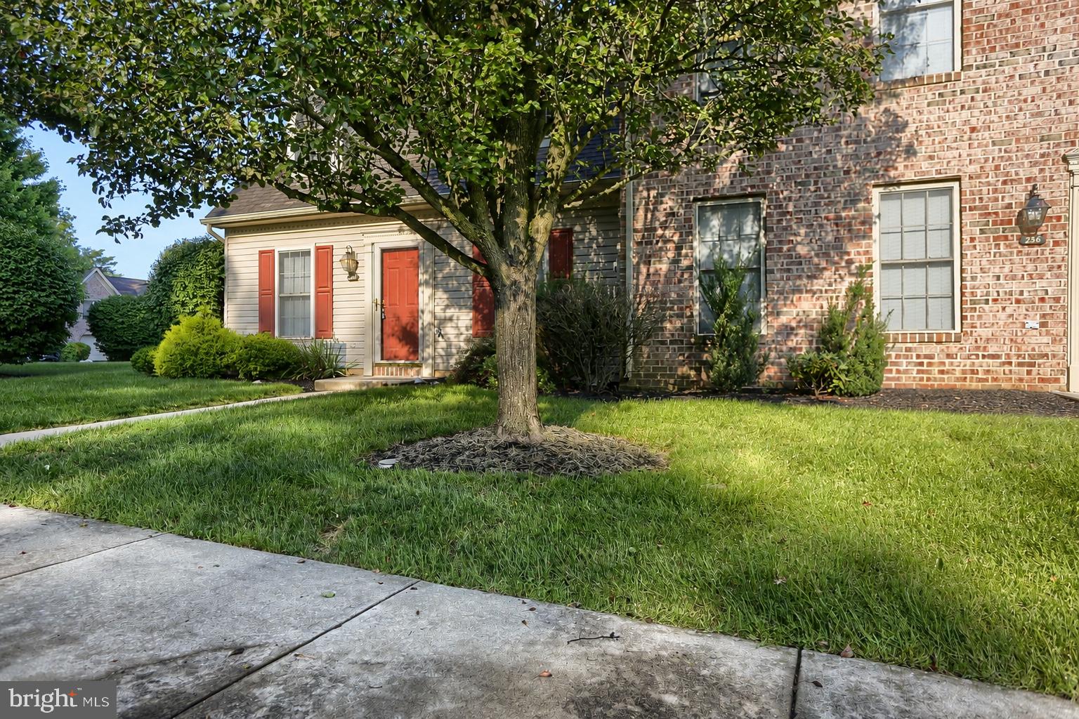 238 STONEHEDGE LANE