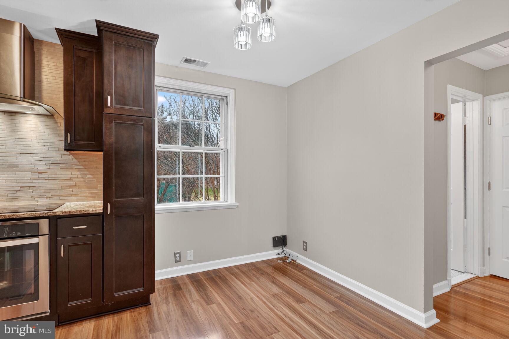 FAIRLINGTON - Residential