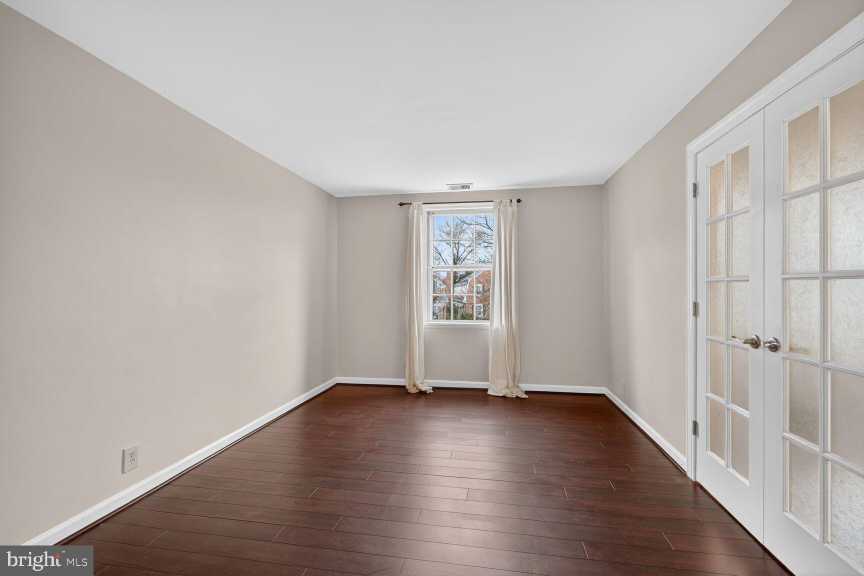 FAIRLINGTON - Residential