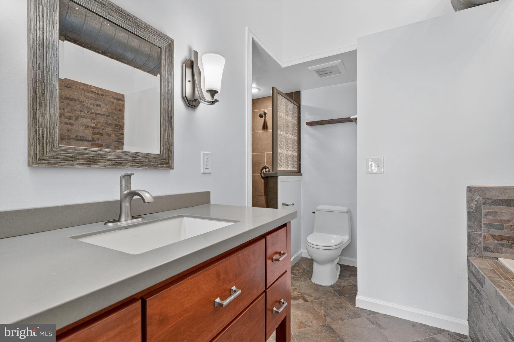 FAIRLINGTON - Residential