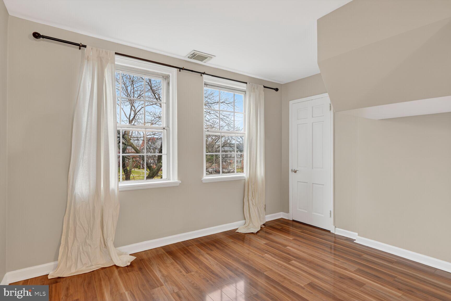 4426 36TH STREET S B2