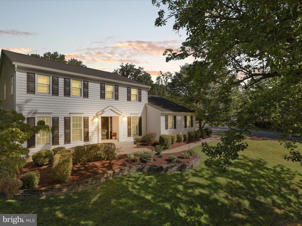 Photo of 1754 Wexford Way, VIENNA, VA 22182 (MLS # VAFX2265786)