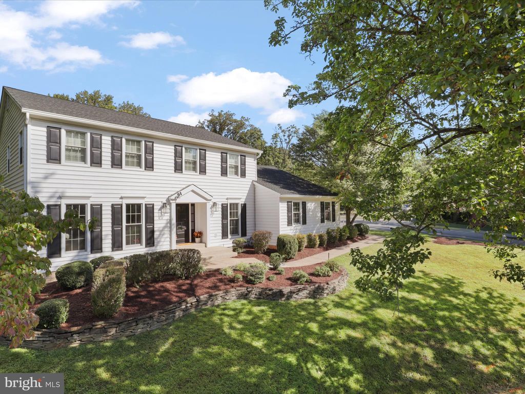 Photo of 1754 Wexford Way, VIENNA, VA 22182 (MLS # VAFX2265786)
