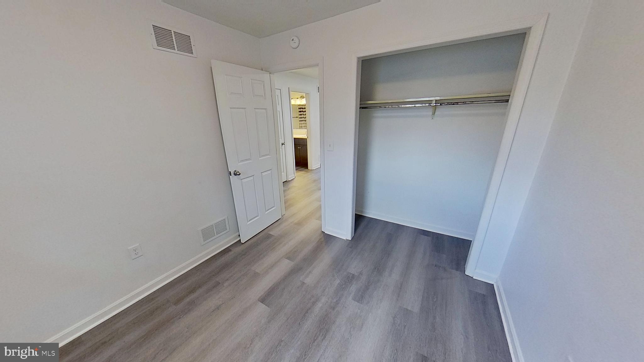 NEW OXFORD - Residential Lease