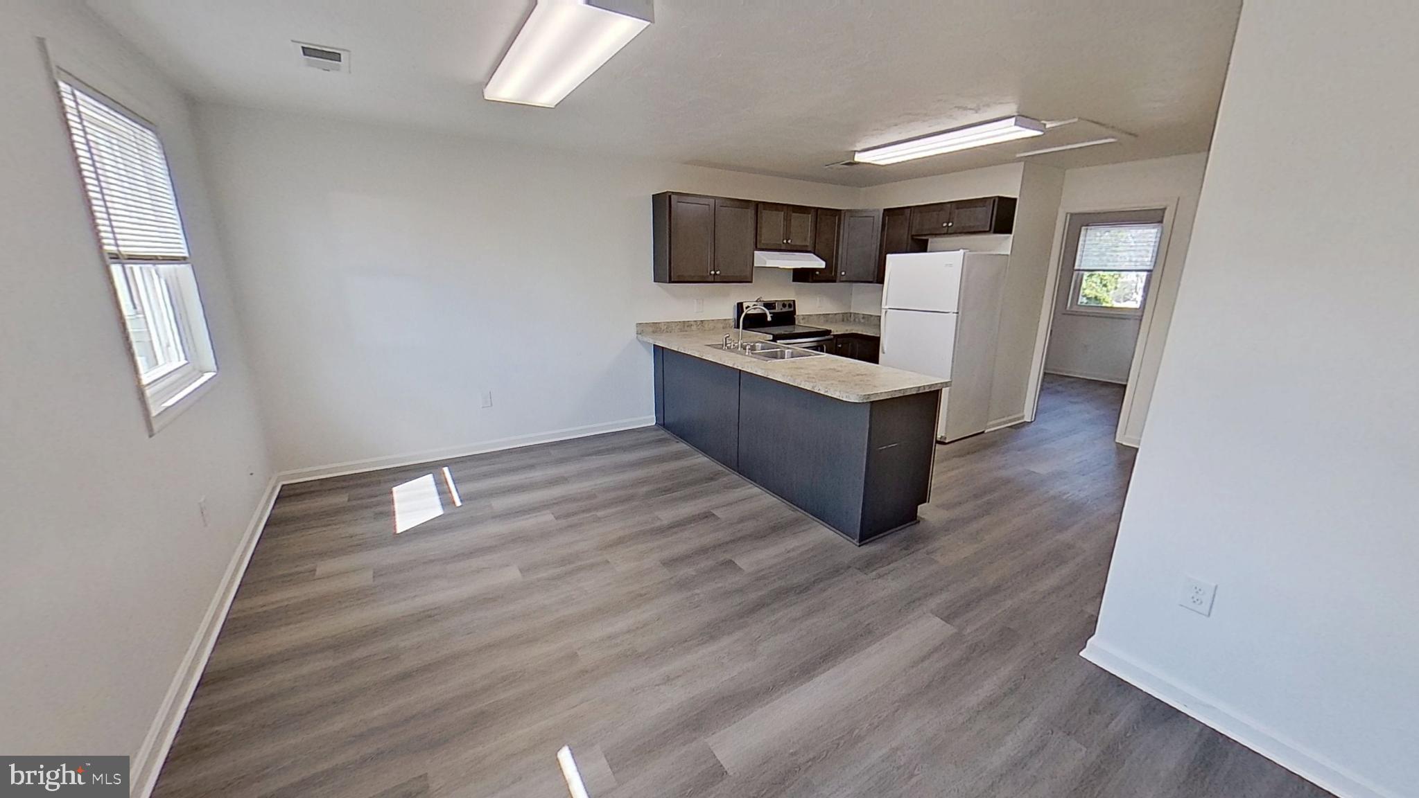 NEW OXFORD - Residential Lease