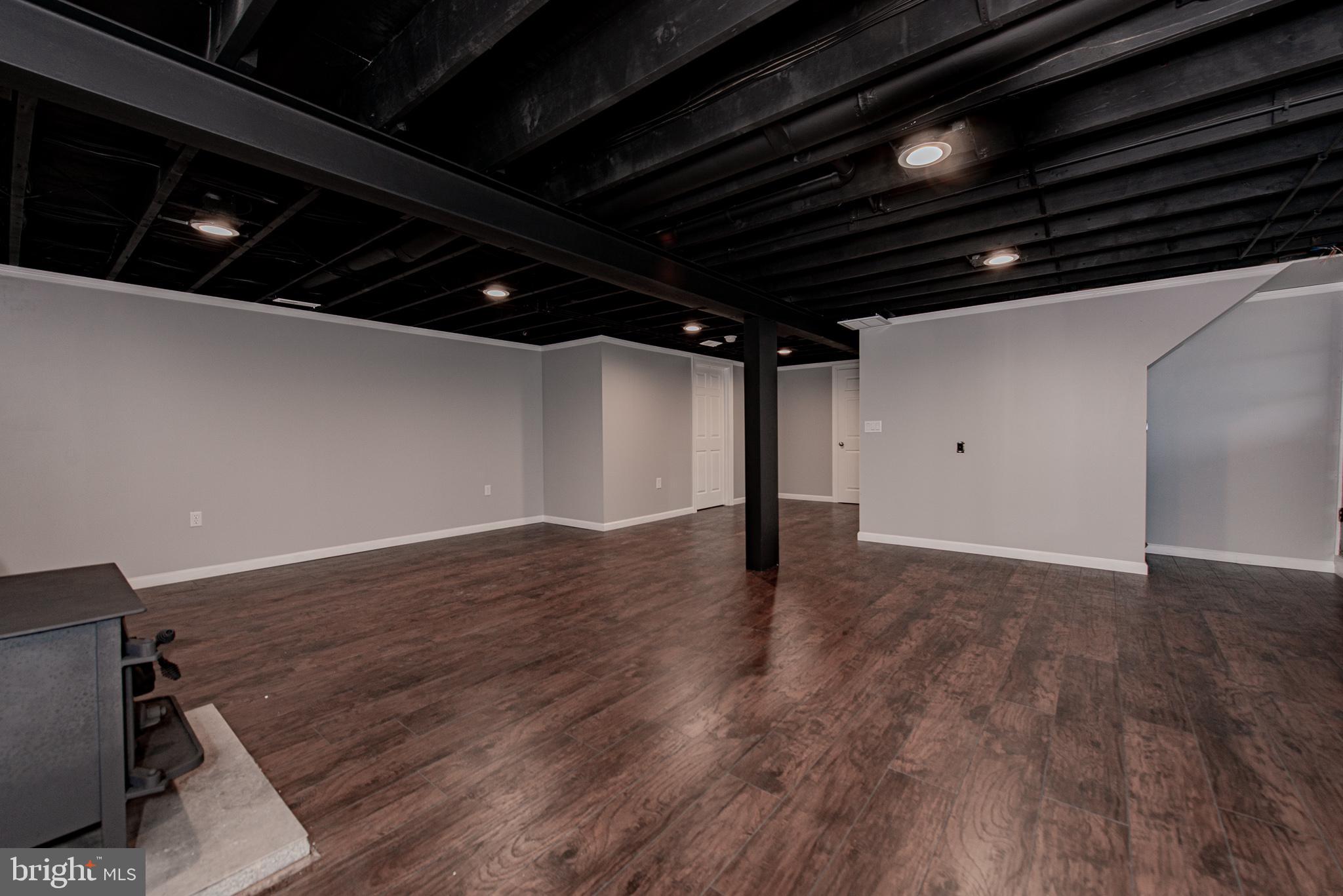 PERRYVILLE - Residential