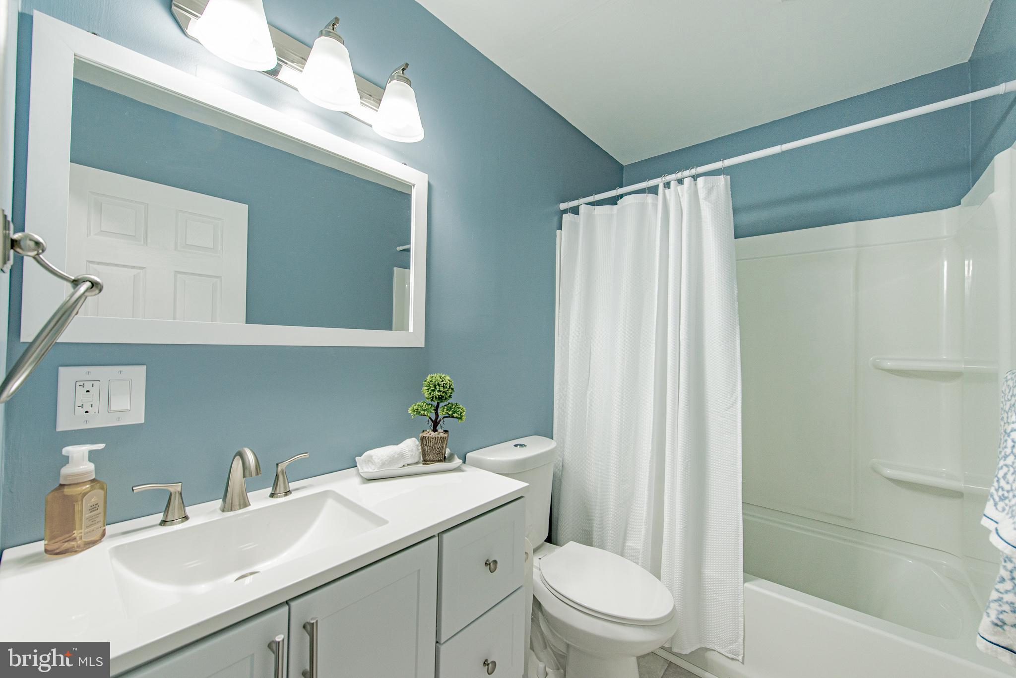 PERRYVILLE - Residential