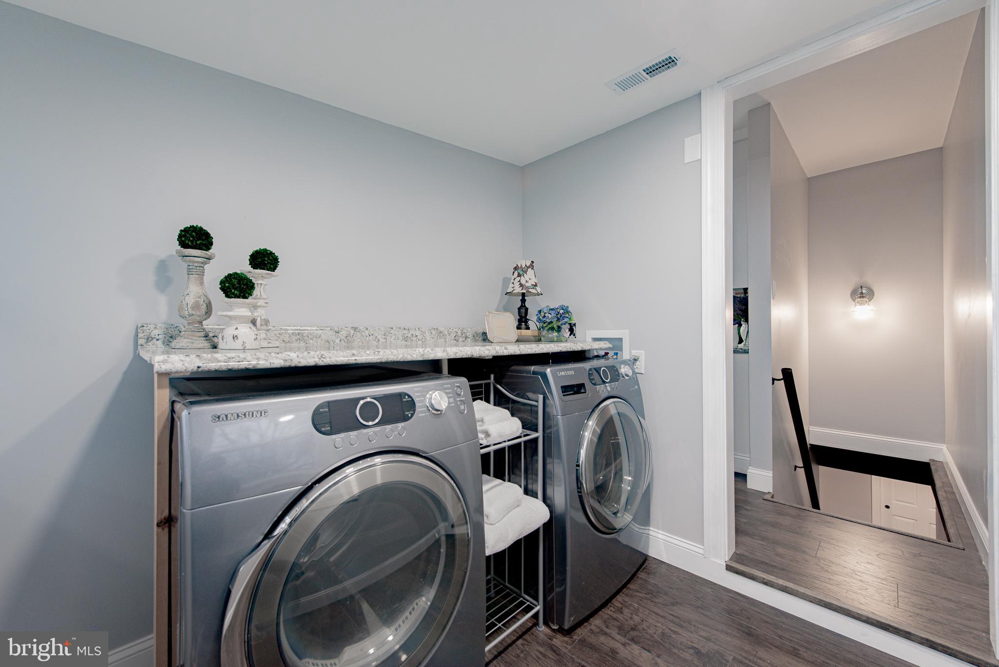 PERRYVILLE - Residential