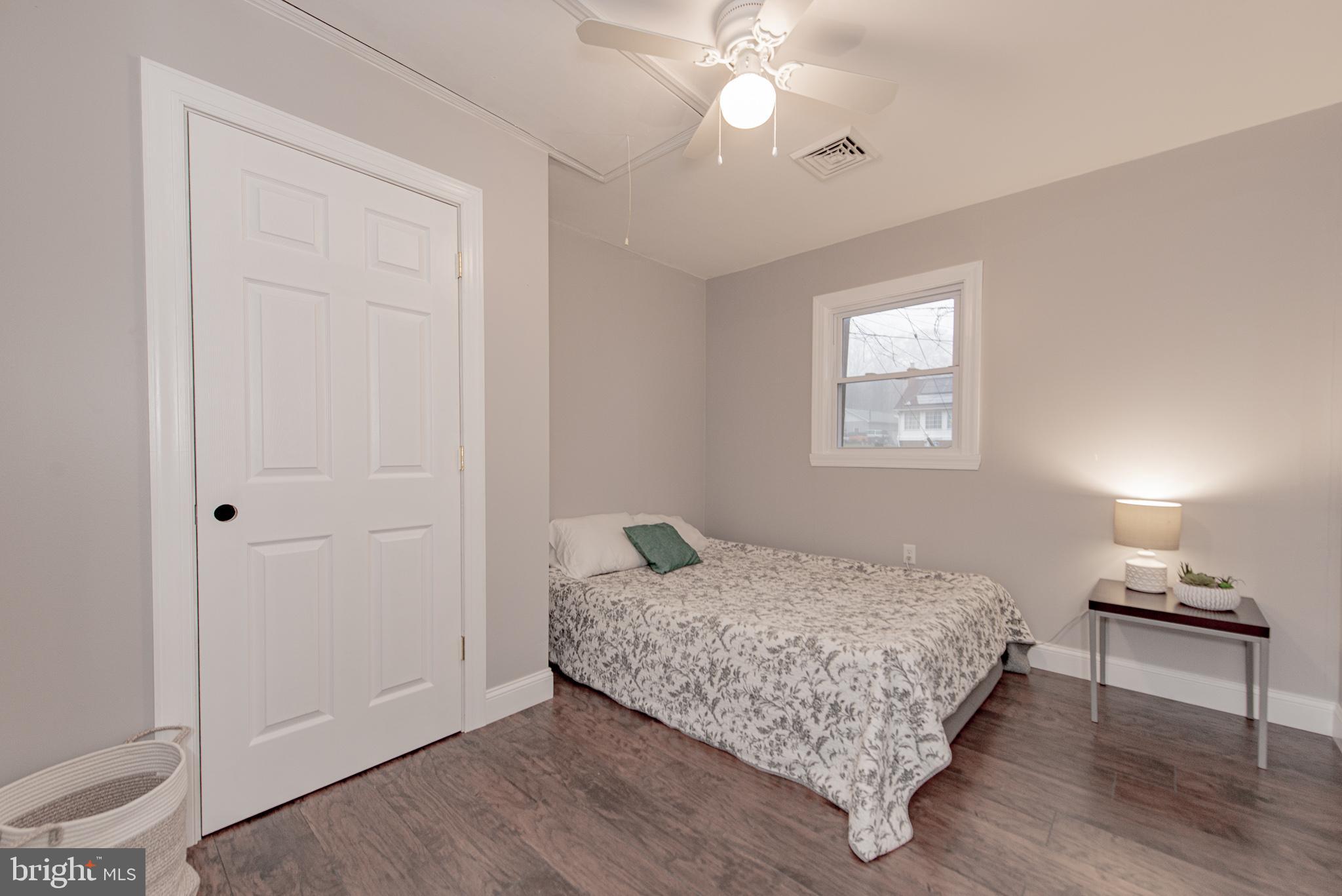 PERRYVILLE - Residential