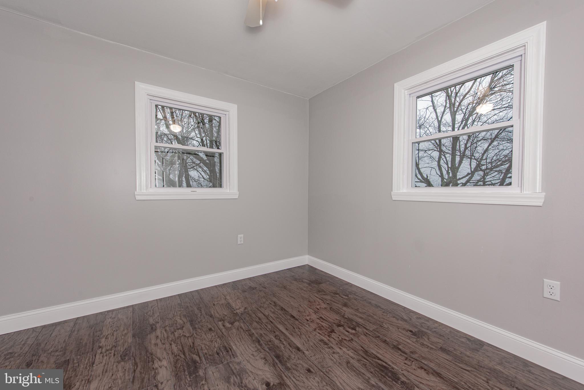 PERRYVILLE - Residential