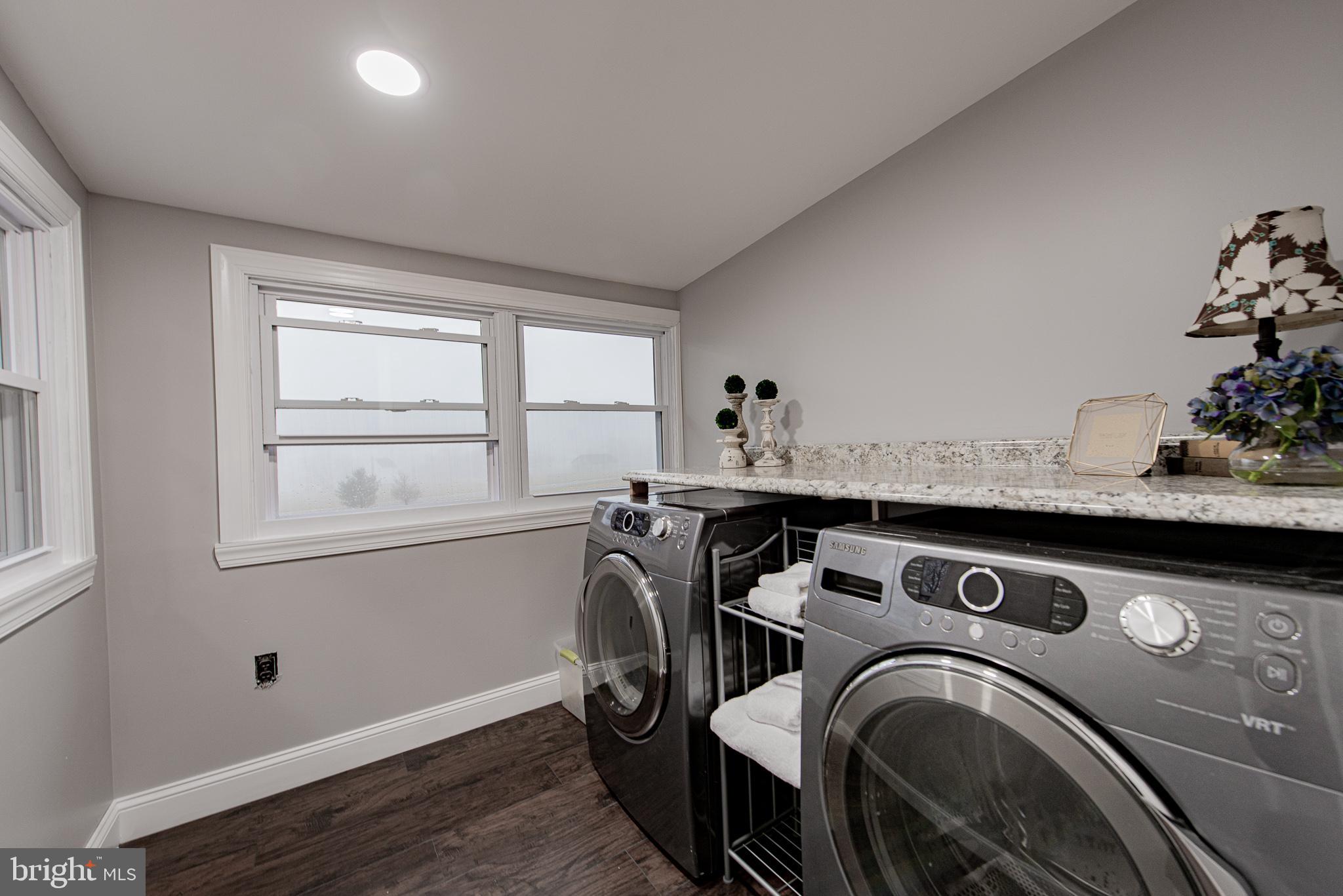 PERRYVILLE - Residential