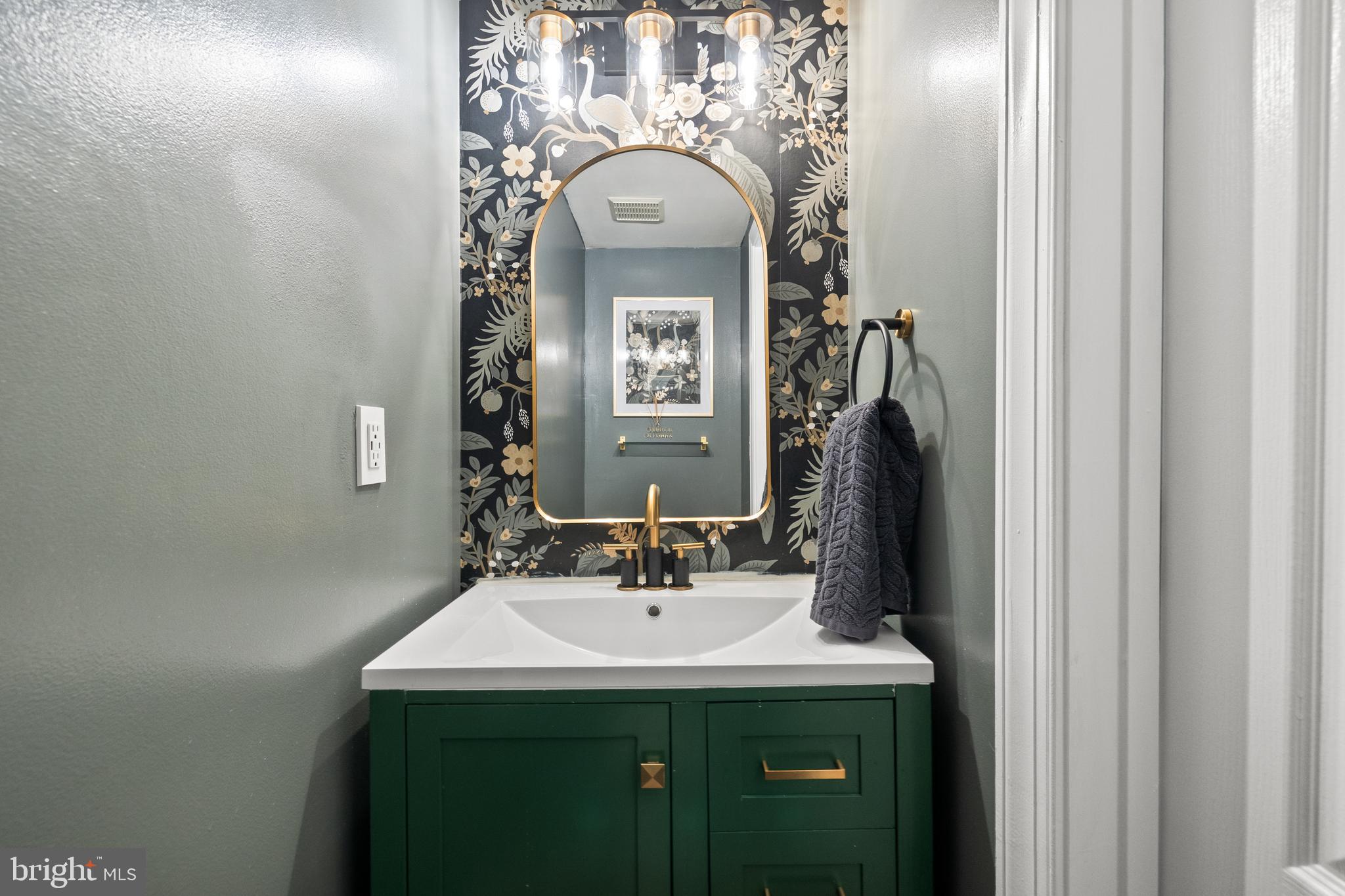 CAMERON STATION - Residential