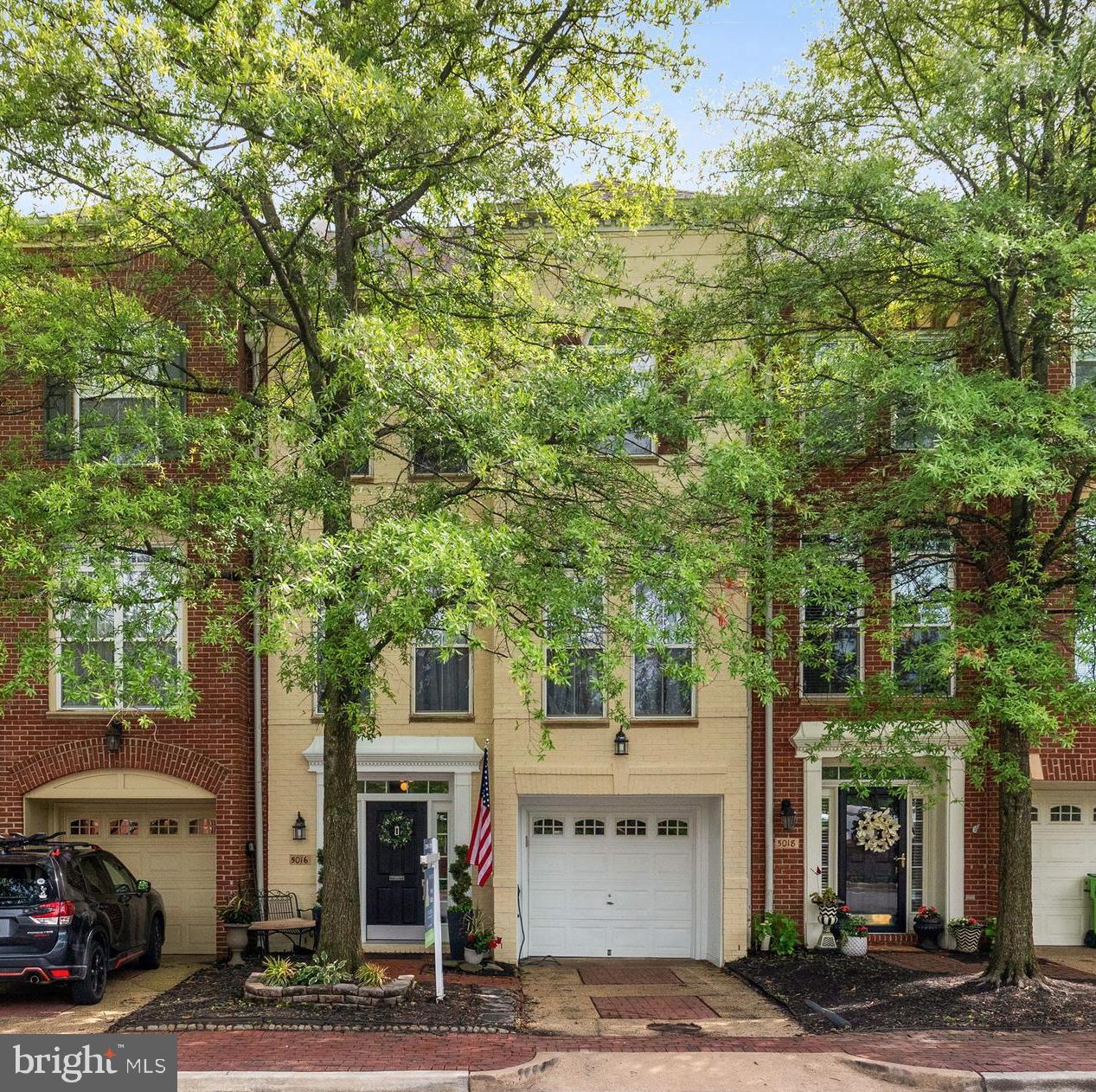 CAMERON STATION - Residential