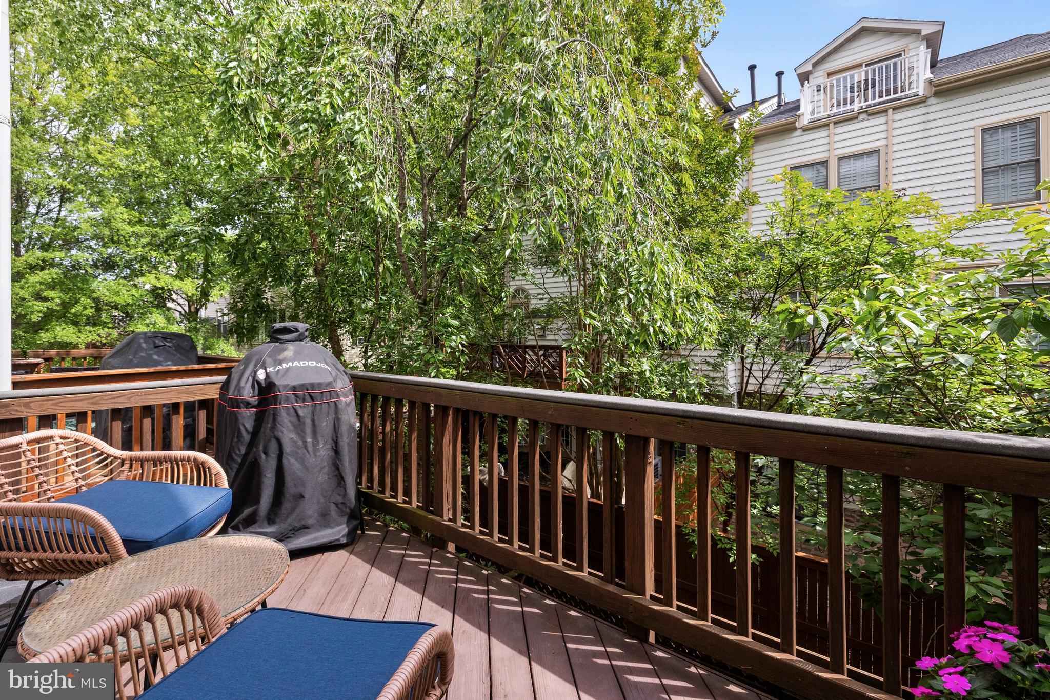 CAMERON STATION - Residential