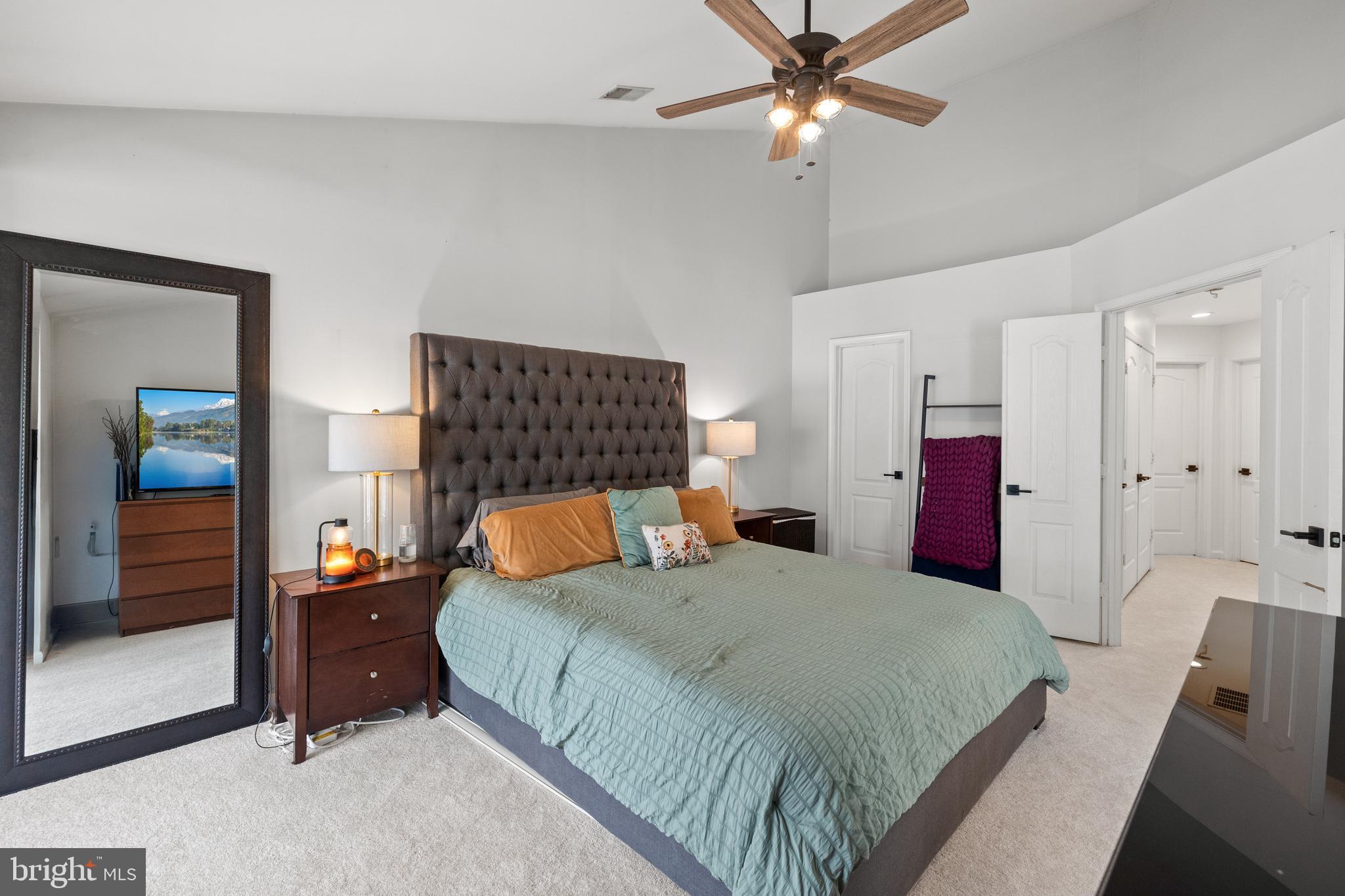 CAMERON STATION - Residential