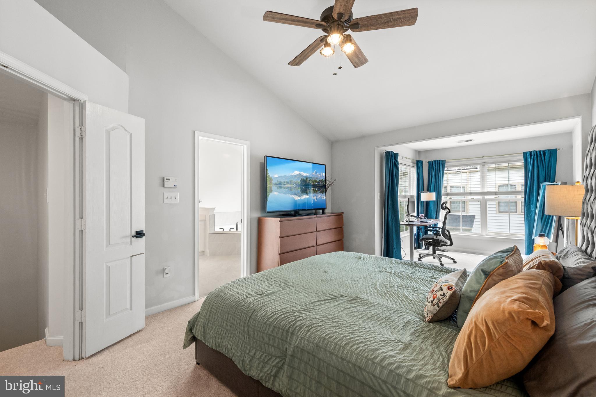 CAMERON STATION - Residential