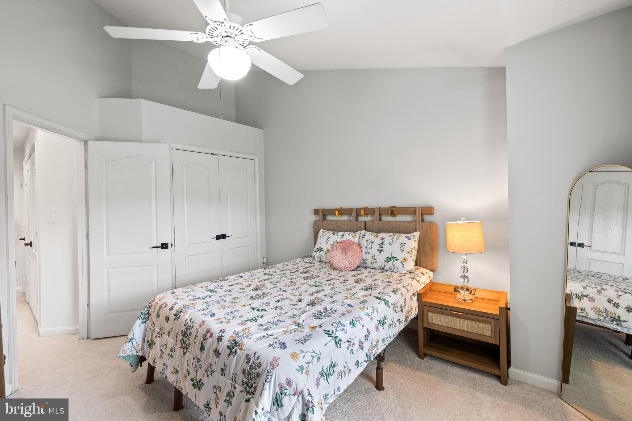 CAMERON STATION - Residential