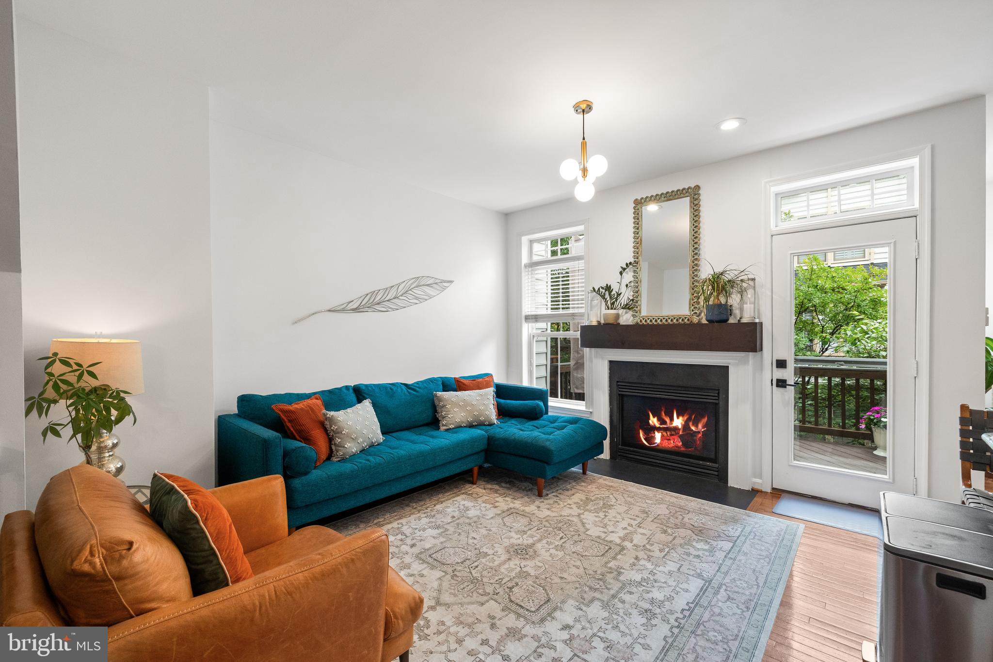 CAMERON STATION - Residential