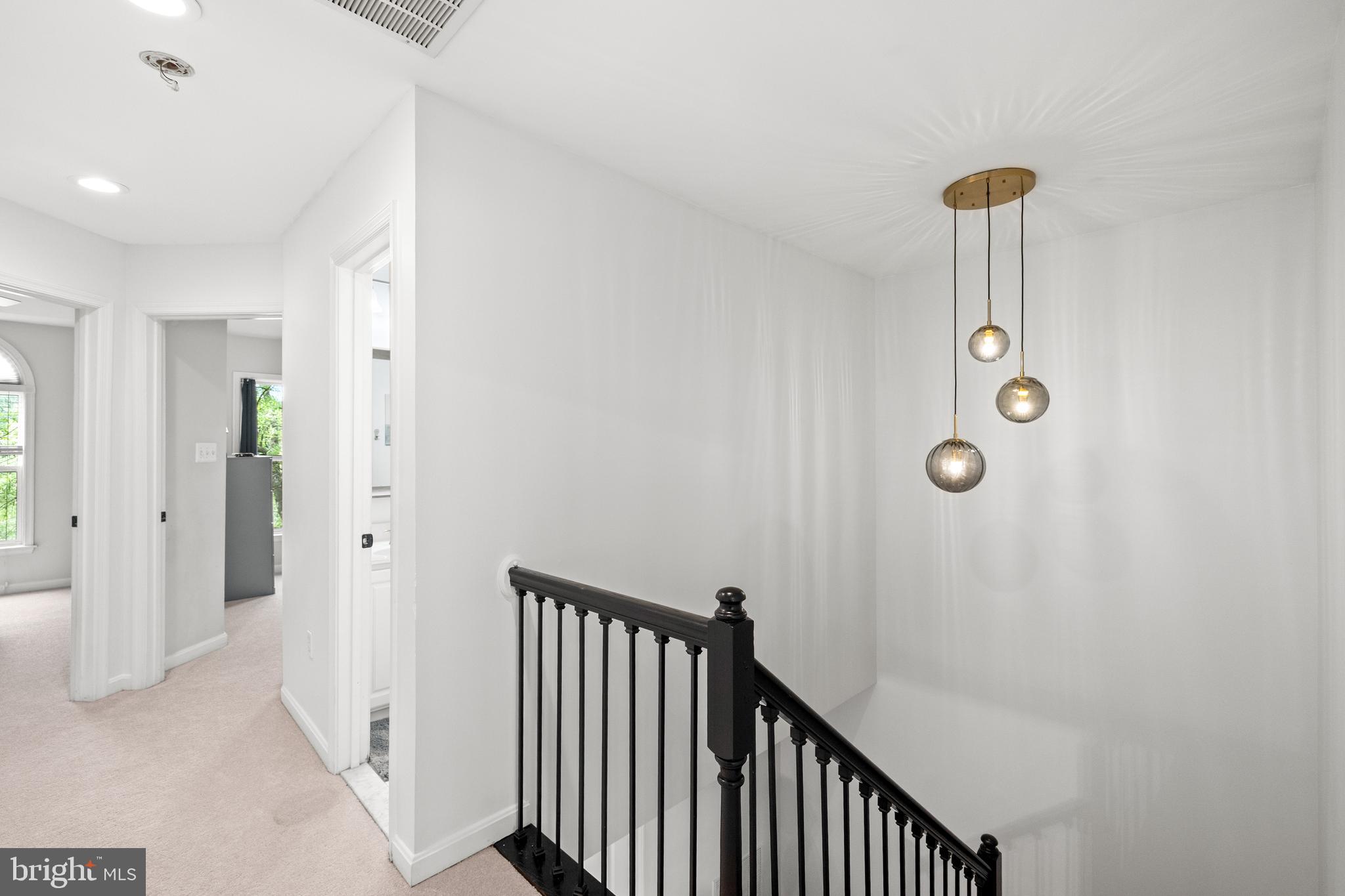 CAMERON STATION - Residential