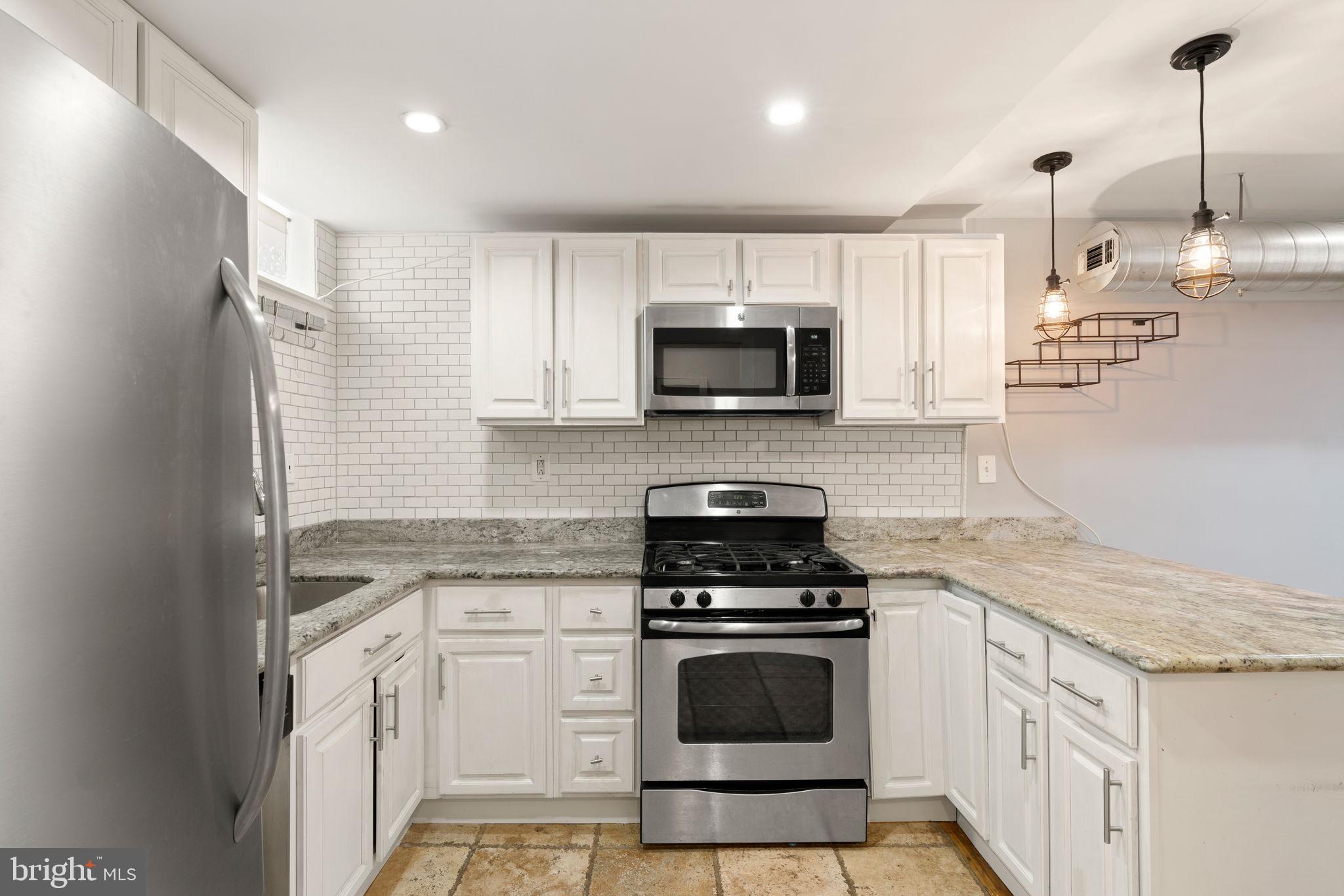 WASHINGTON SQ WEST - Residential Lease