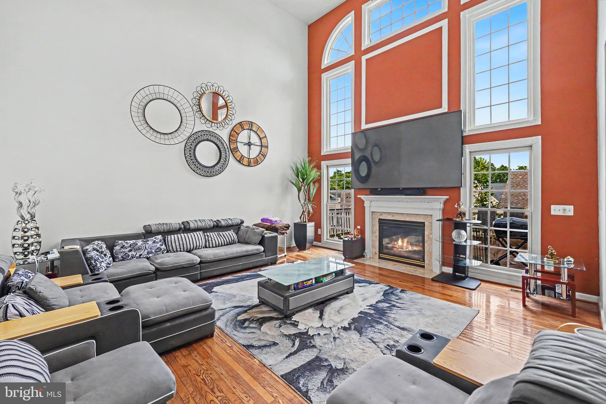 7660 HENRY KNOX DRIVE
