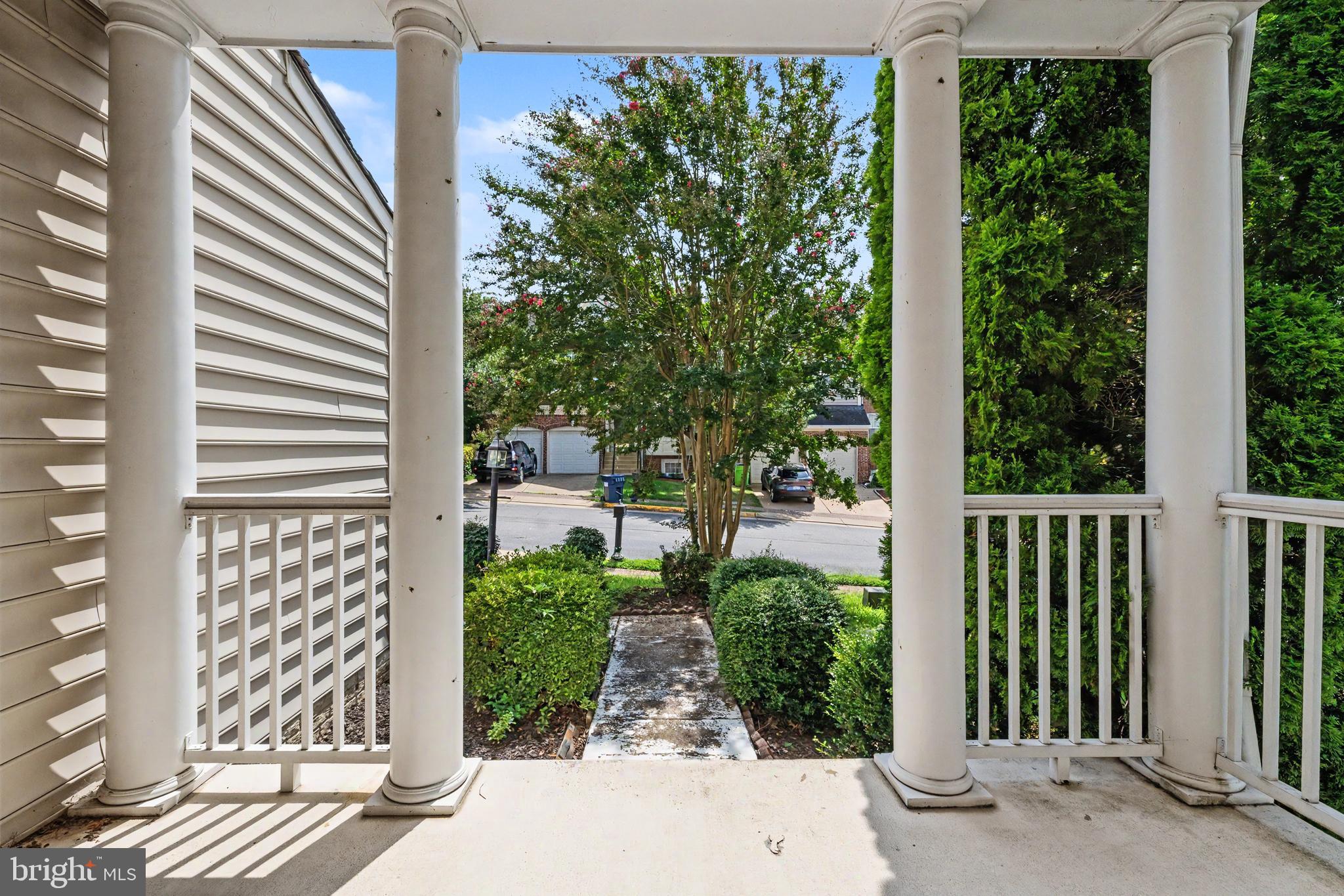 7660 HENRY KNOX DRIVE