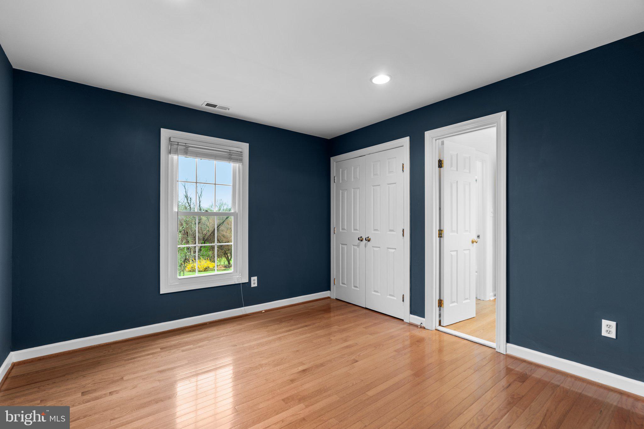 HIGHLAND MEADOWS - Residential