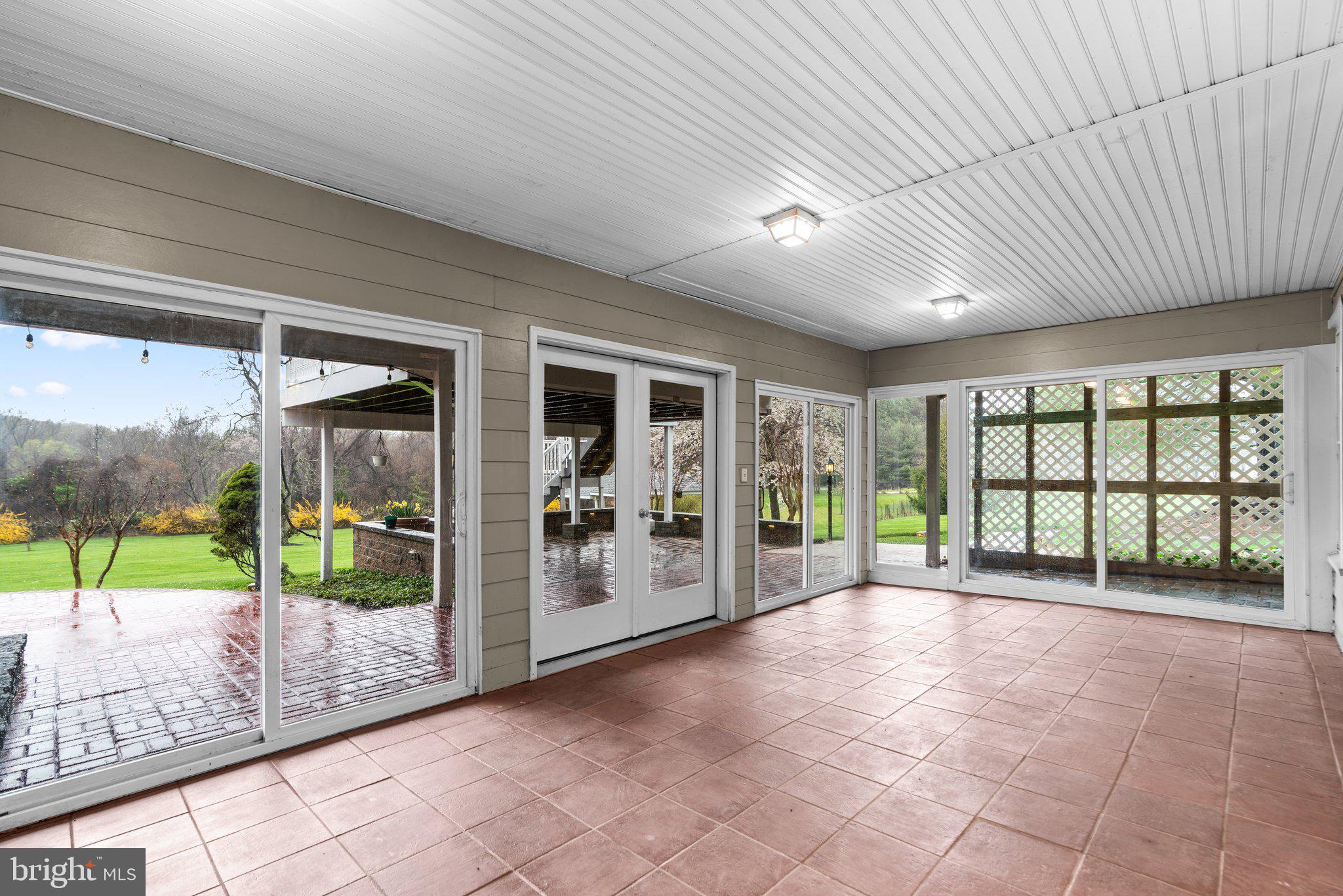 HIGHLAND MEADOWS - Residential