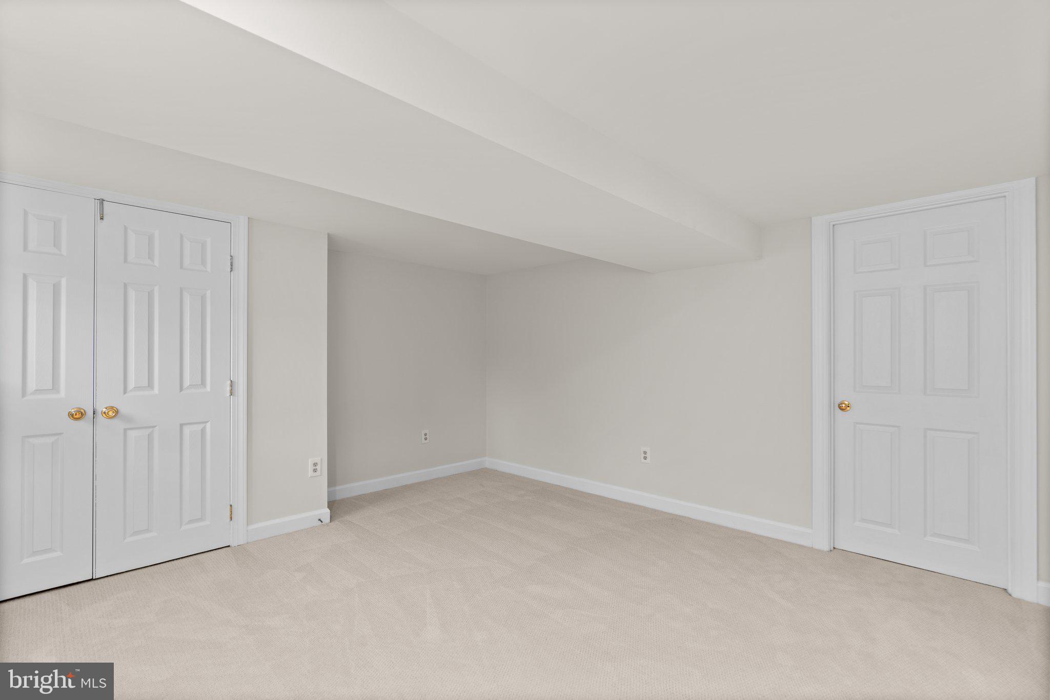 HIGHLAND MEADOWS - Residential