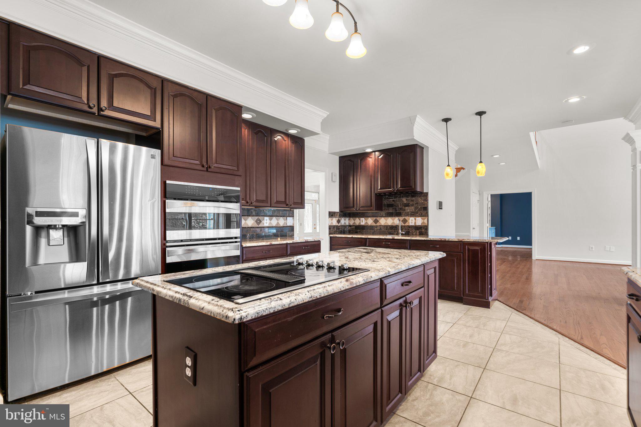 HIGHLAND MEADOWS - Residential