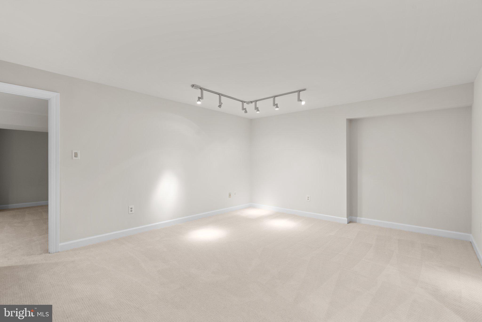 HIGHLAND MEADOWS - Residential