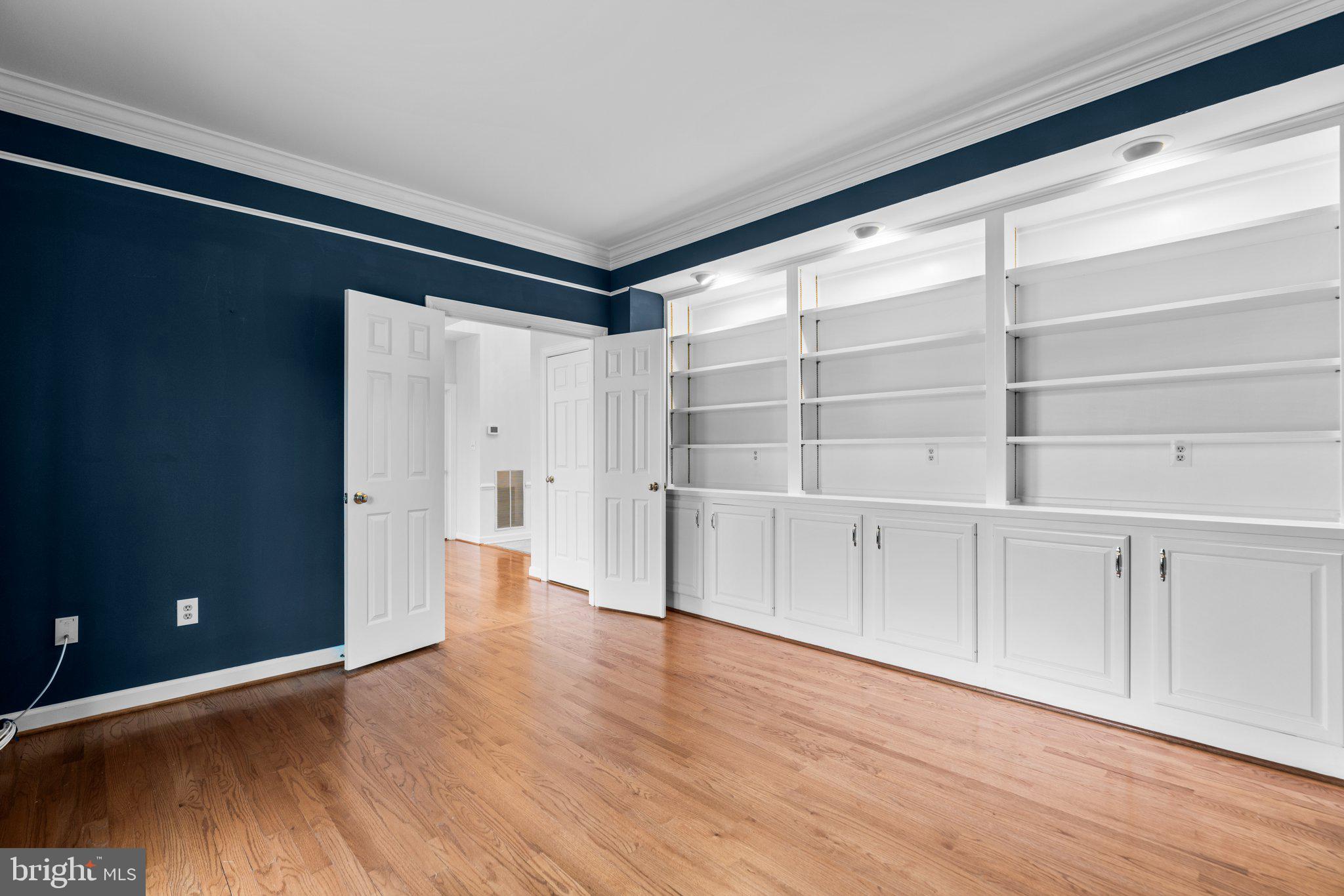 HIGHLAND MEADOWS - Residential