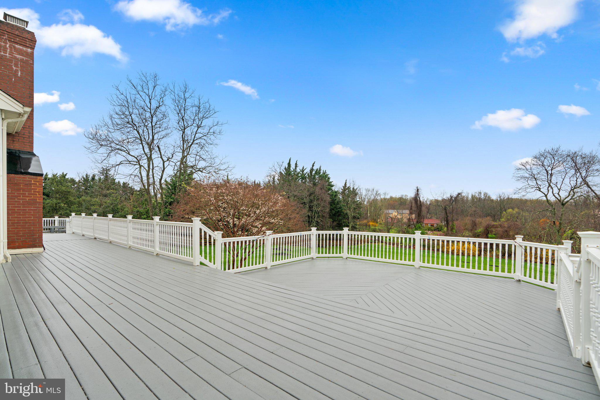 HIGHLAND MEADOWS - Residential