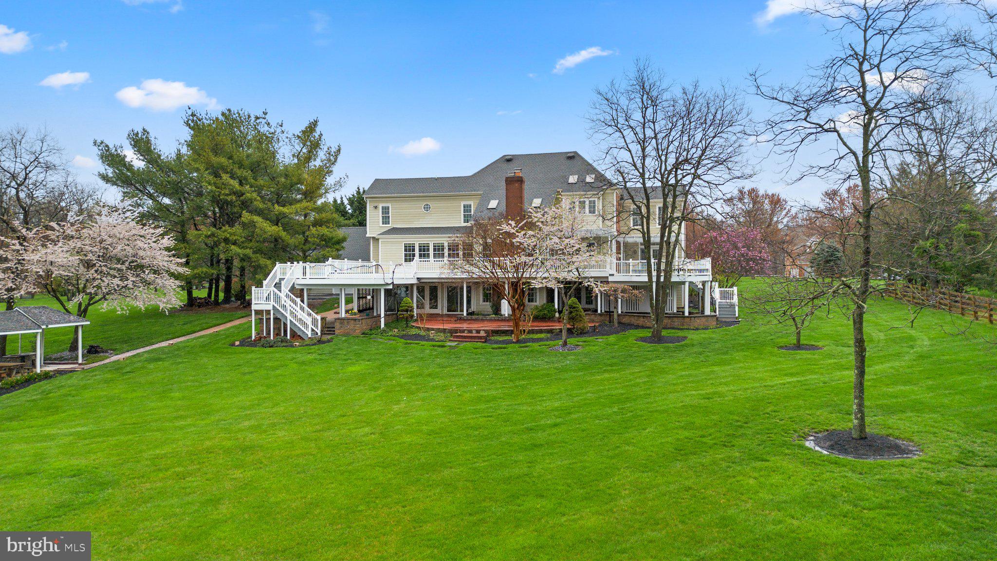 HIGHLAND MEADOWS - Residential