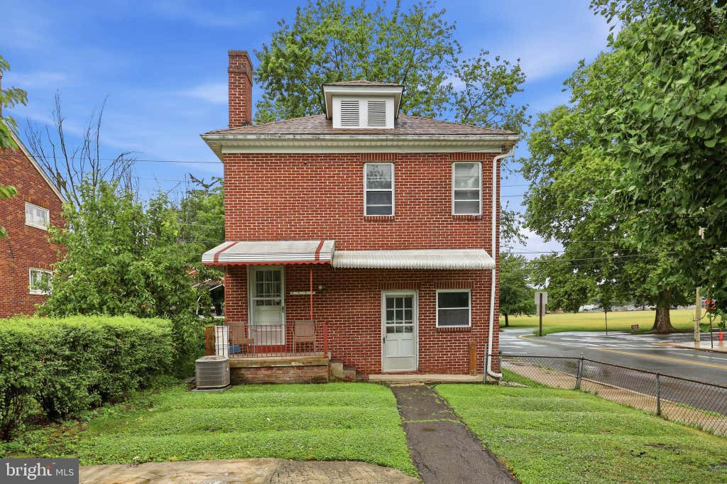 Photo of 347 N Reservoir Street, LANCASTER, PA 17602 (MLS # PALA2093262)