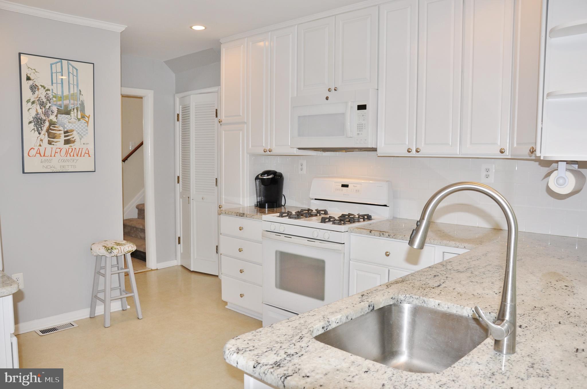 ORCHARD HILLS - Residential