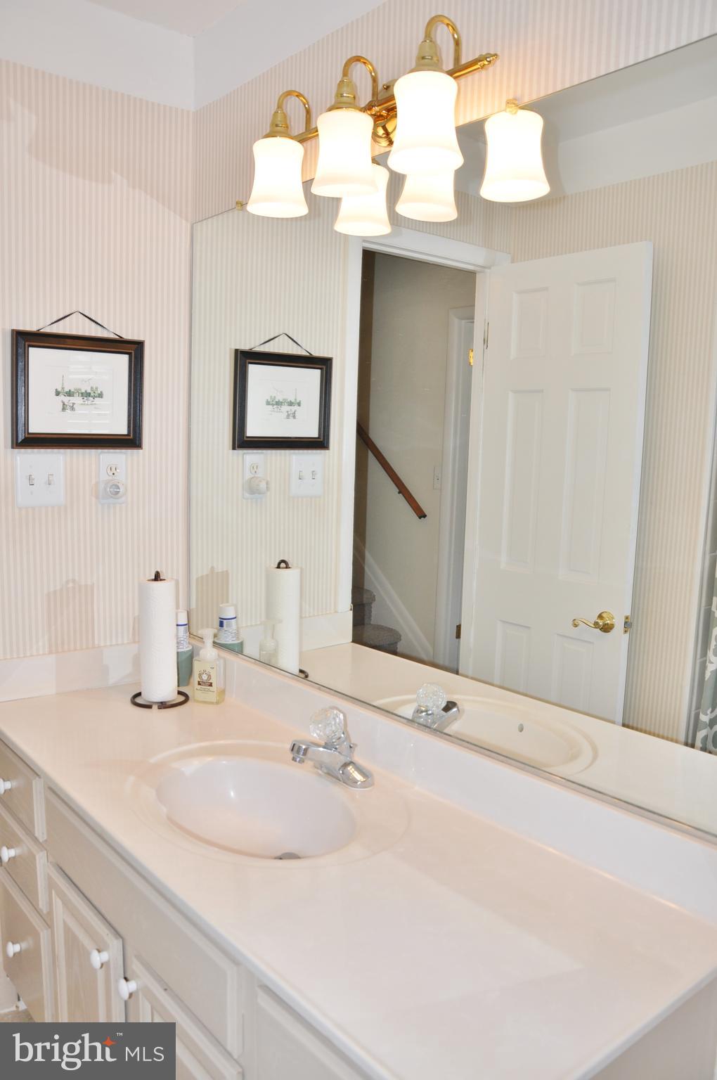 ORCHARD HILLS - Residential