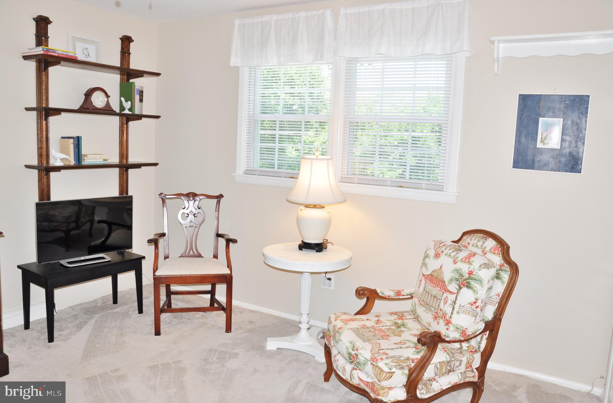 ORCHARD HILLS - Residential