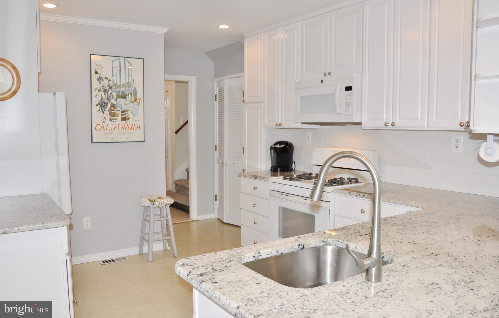 ORCHARD HILLS - Residential