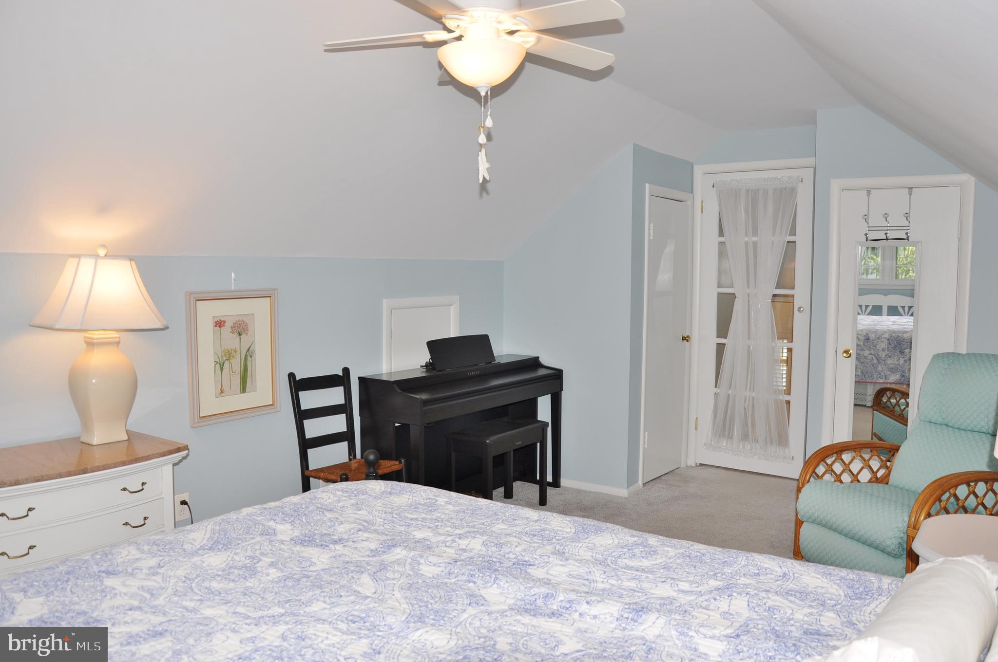 ORCHARD HILLS - Residential