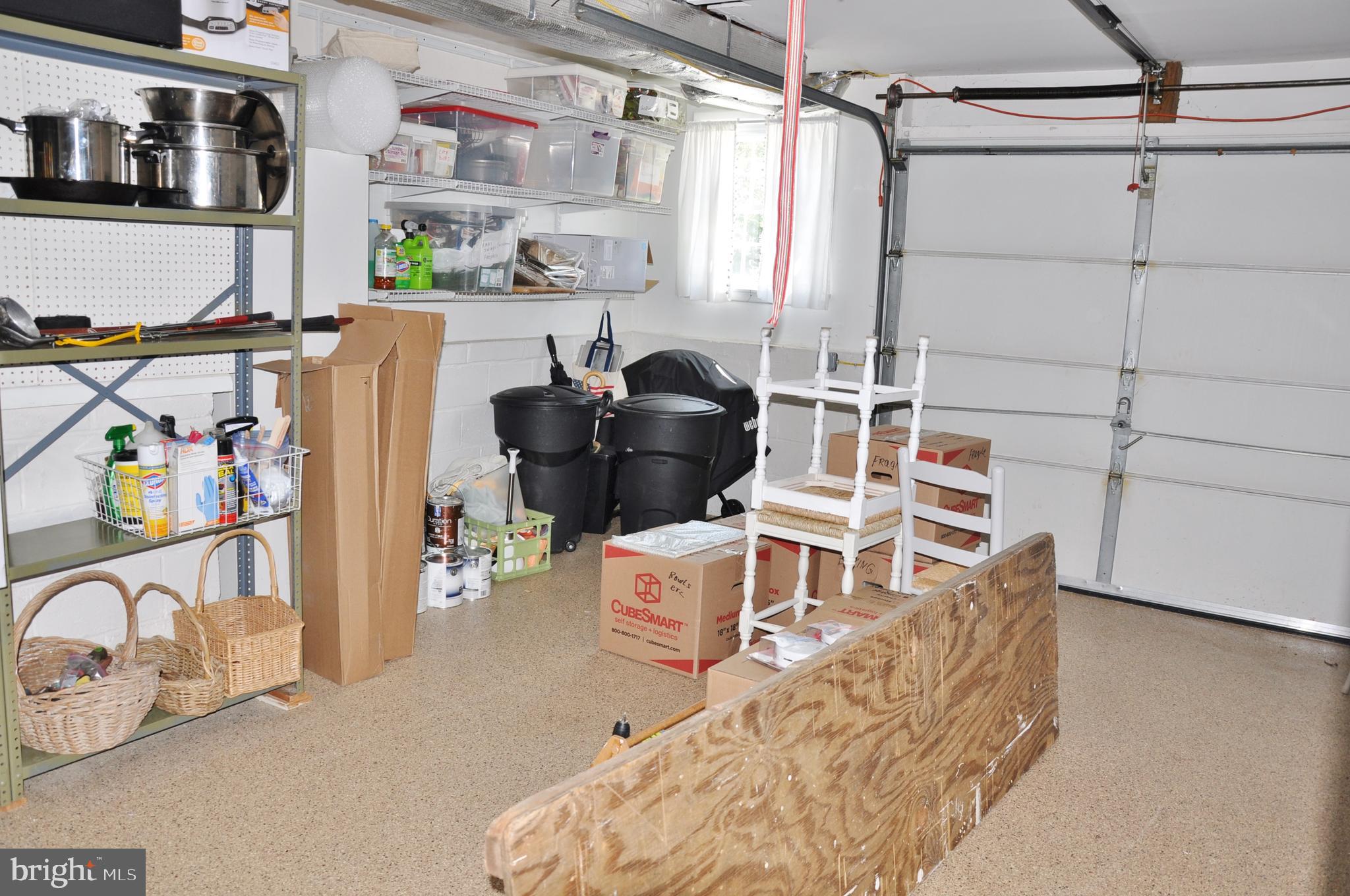 ORCHARD HILLS - Residential