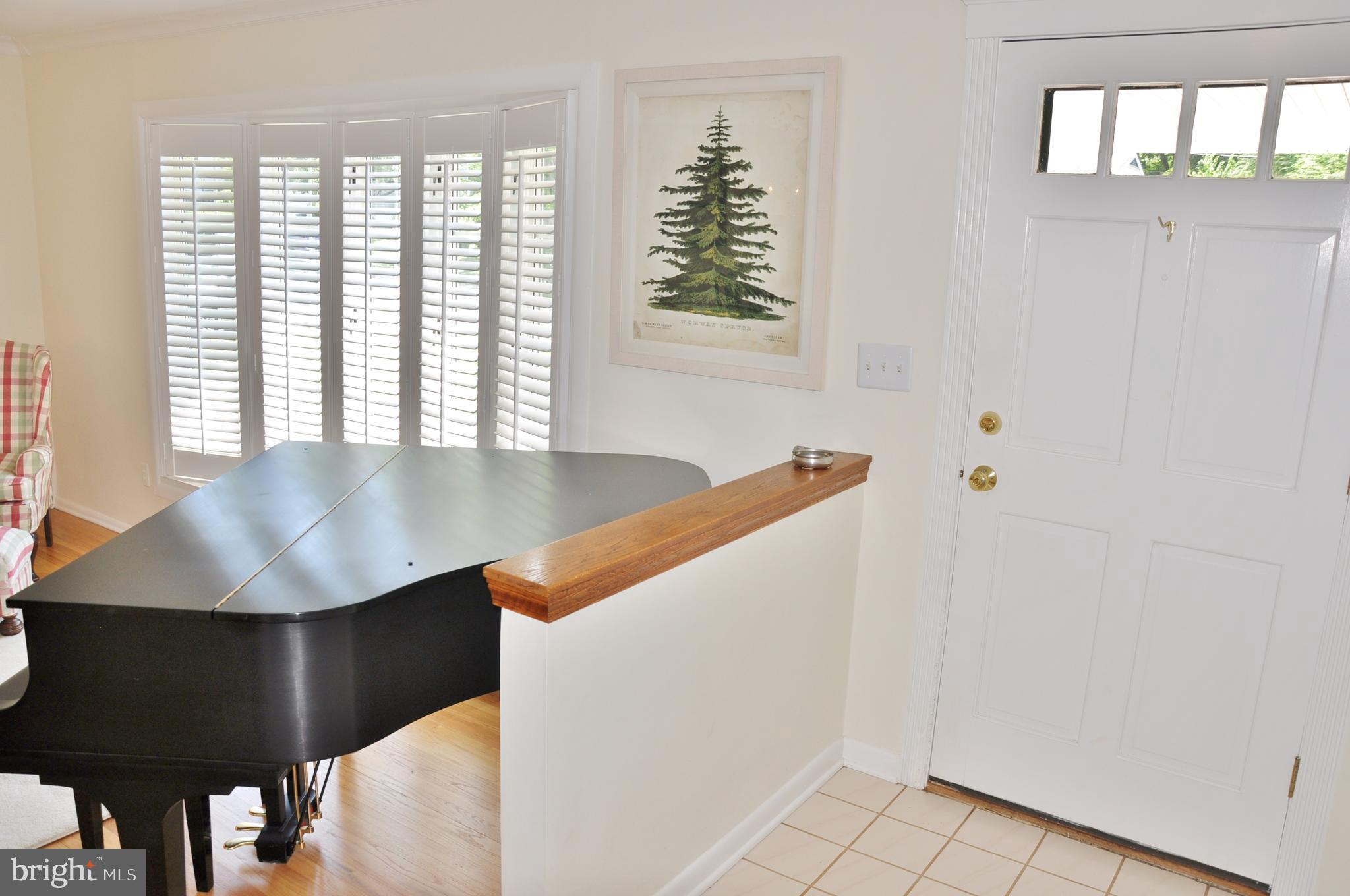 ORCHARD HILLS - Residential