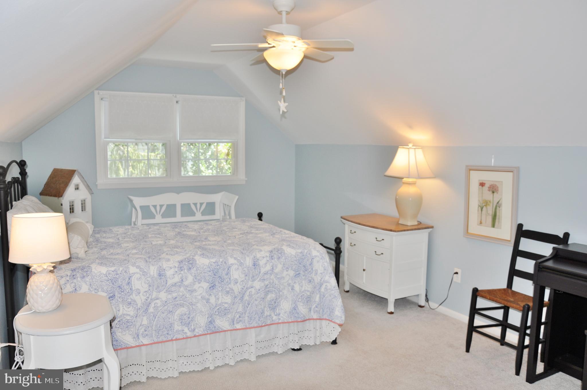 ORCHARD HILLS - Residential