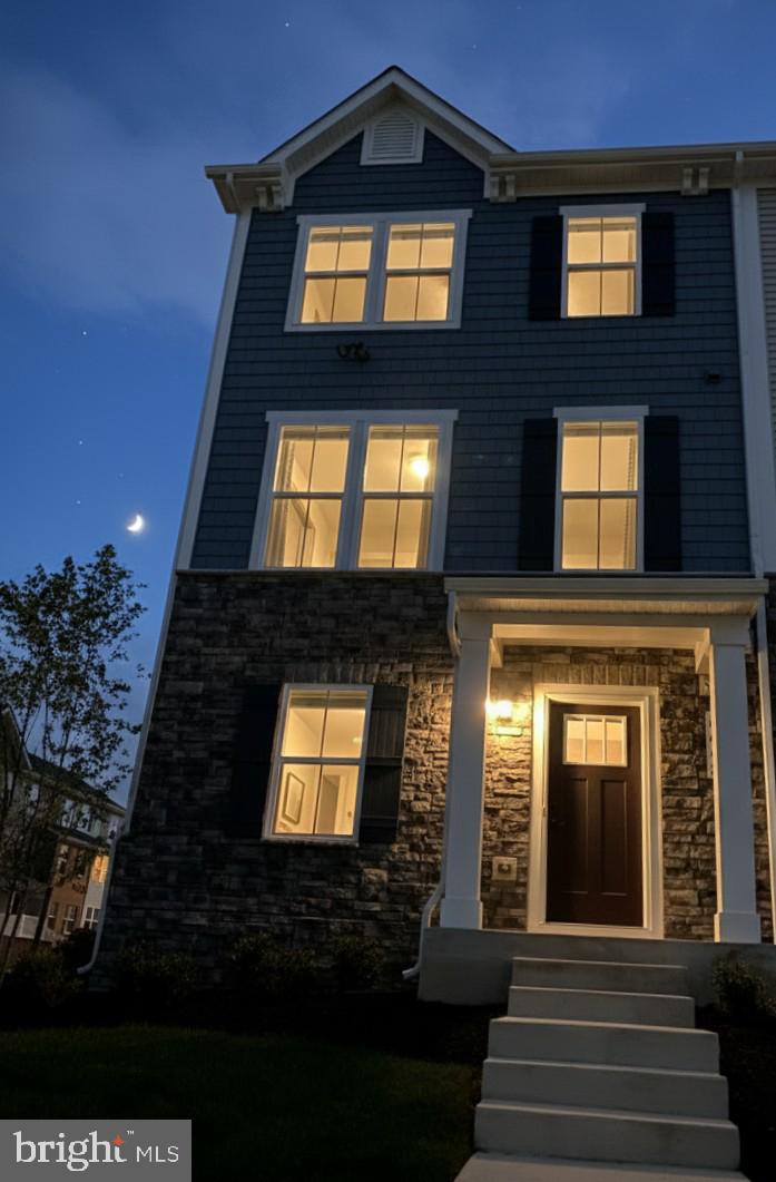 NONE AVAILABLE - Residential Lease