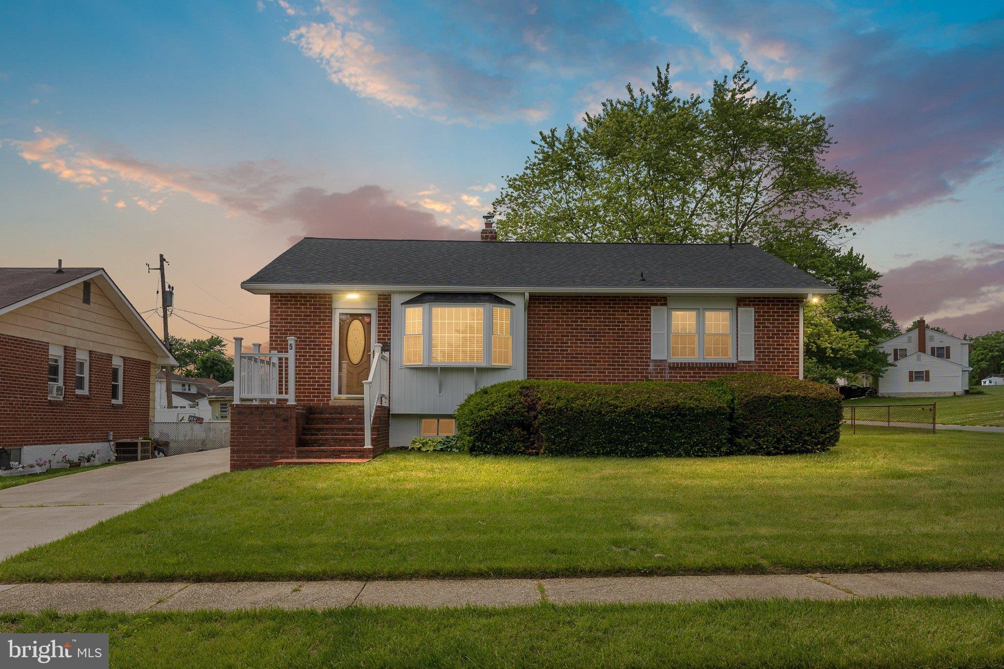 5 MARTA DRIVE