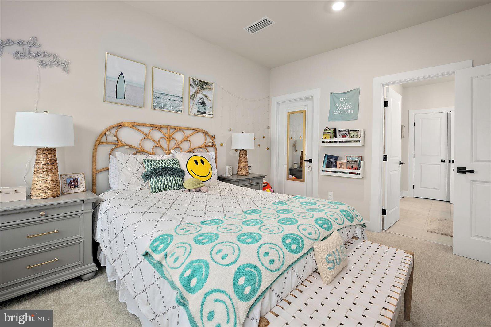 BAYSIDE - Residential