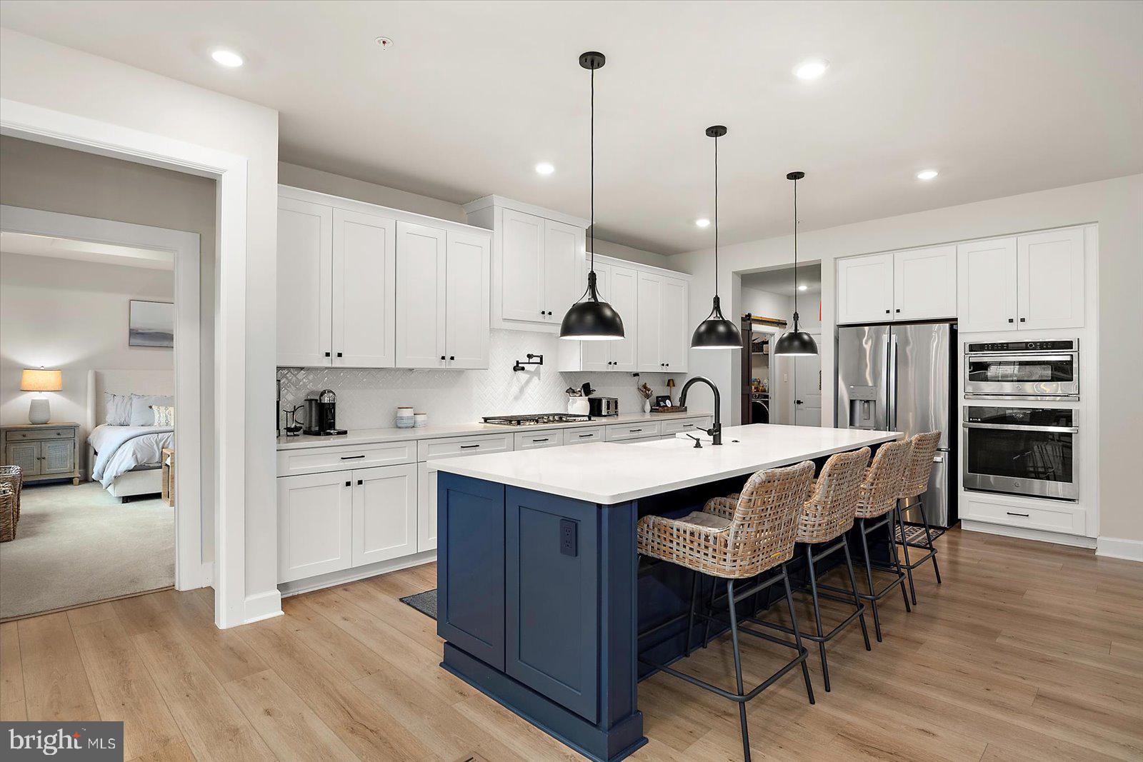 BAYSIDE - Residential