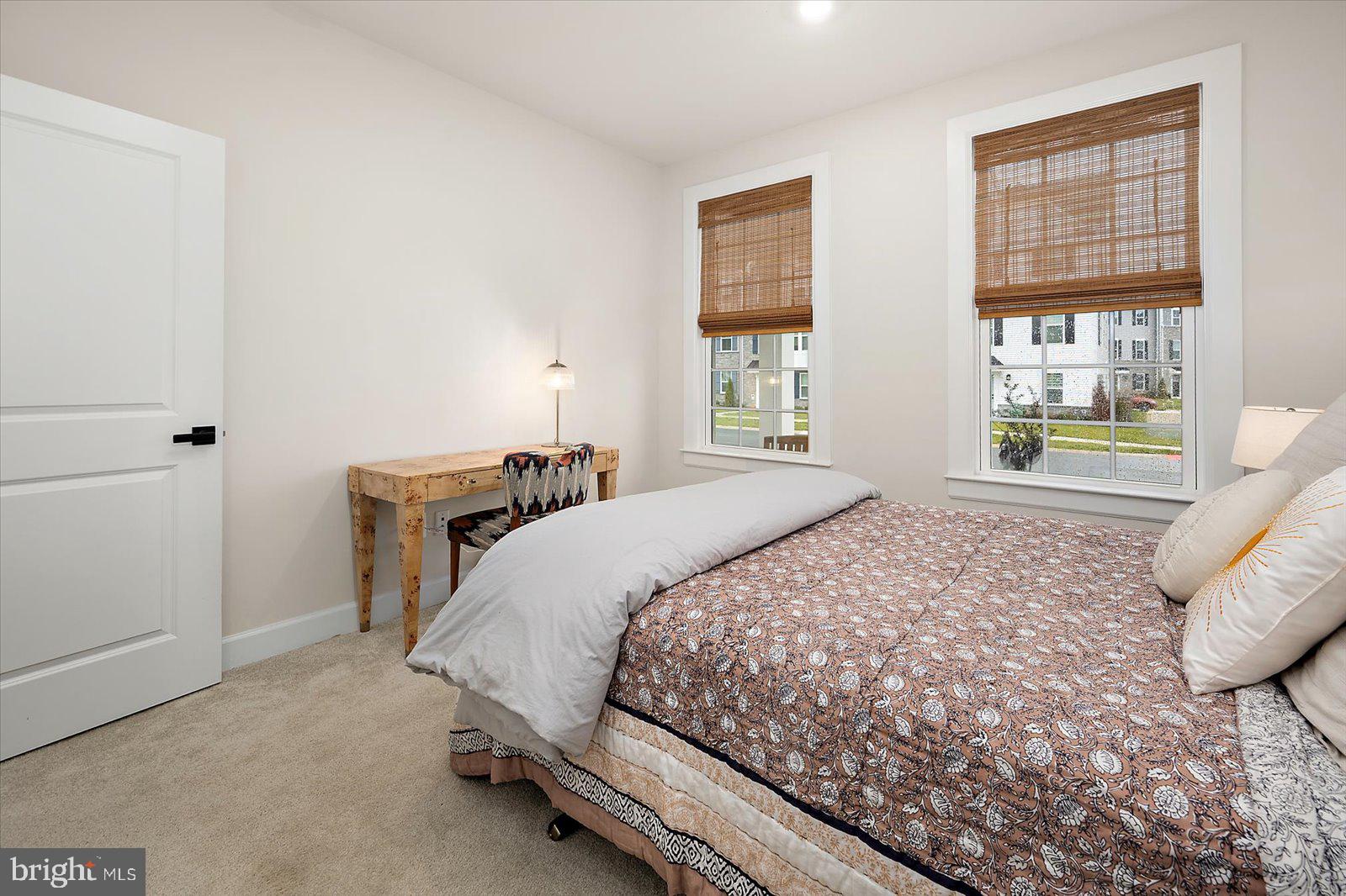 BAYSIDE - Residential